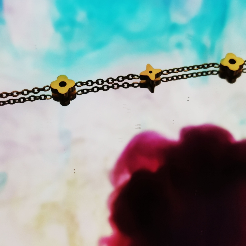 Gold stainless steel clover anklet